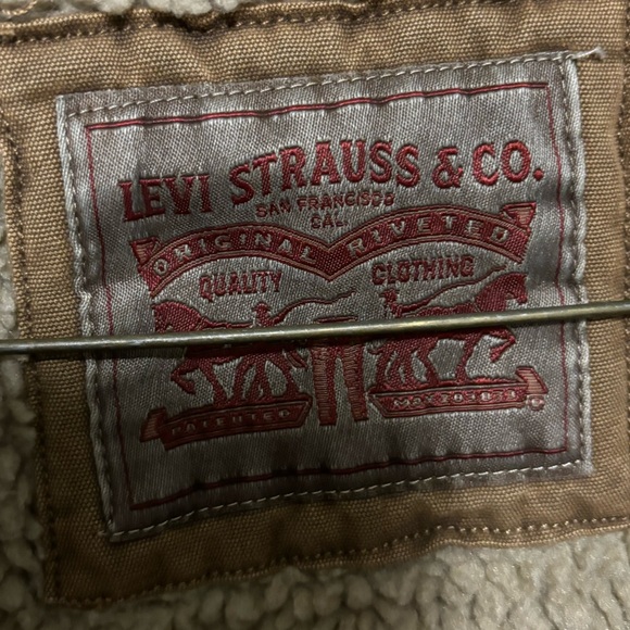 Levi’s Khaki Jacket - Picture 3 of 3